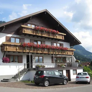  Appartement Gaestehaus Bach